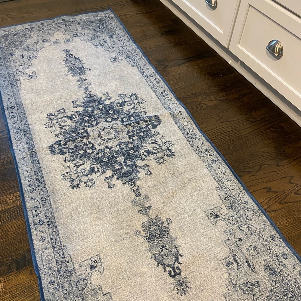 ruggable runner 2.5x7 blue Persian rug